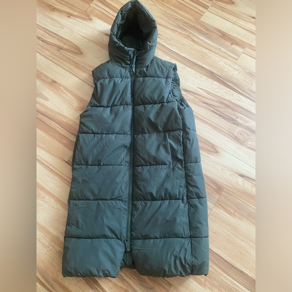 H&M long winter sleeveless coat